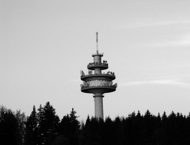 File:Telecommunications Ansfelden richtfunkstationTelecommunications Tower.jpg