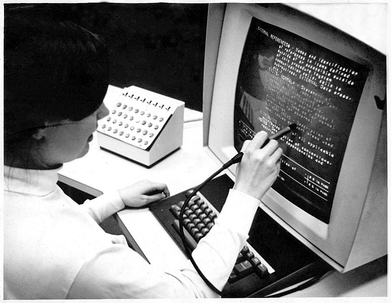 File:Hypertext HypertextEditingSystemConsoleBrownUniviversity1969.jpg