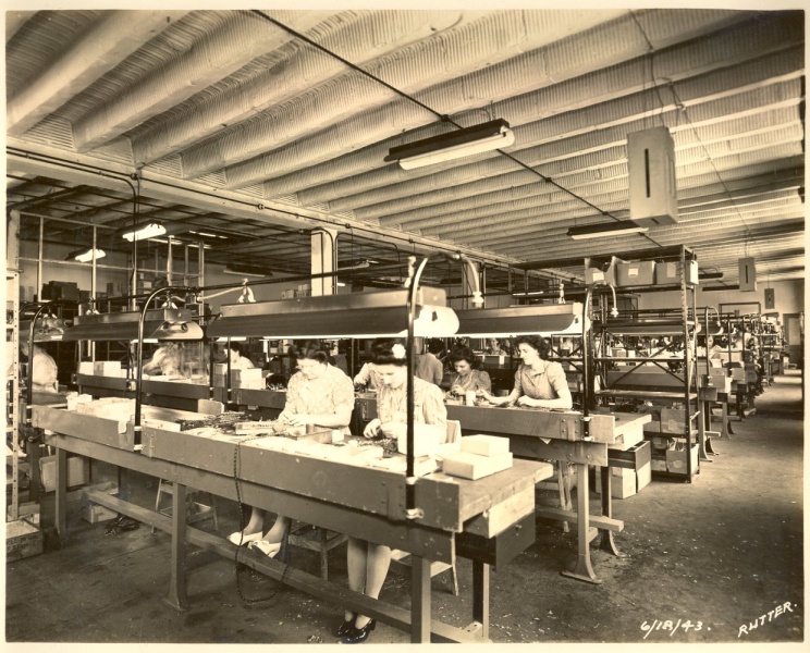 File:4588-cardwell factory workers.jpg