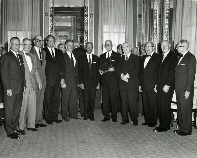 File:Past IRE presidents 1966 1791.jpg